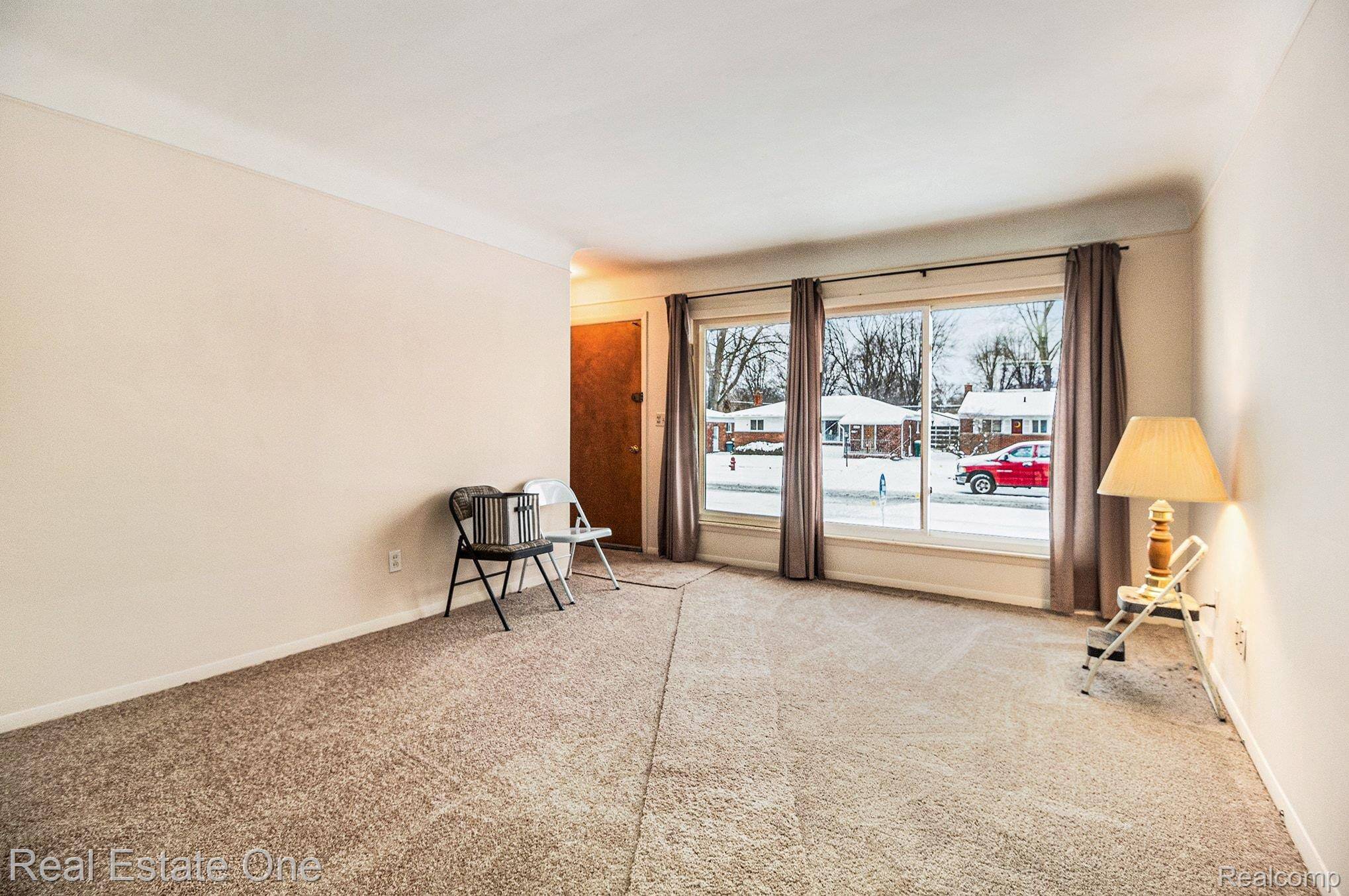 Garden City, MI 48135,32971 Barton Street ST