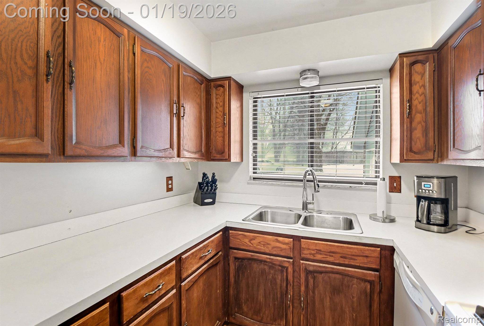 Waterford, MI 48329,3783 Maiden ST