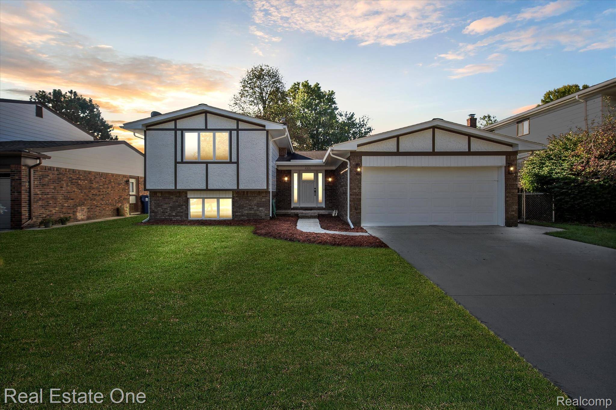 Canton, MI 48187,43051 Fernwood Street