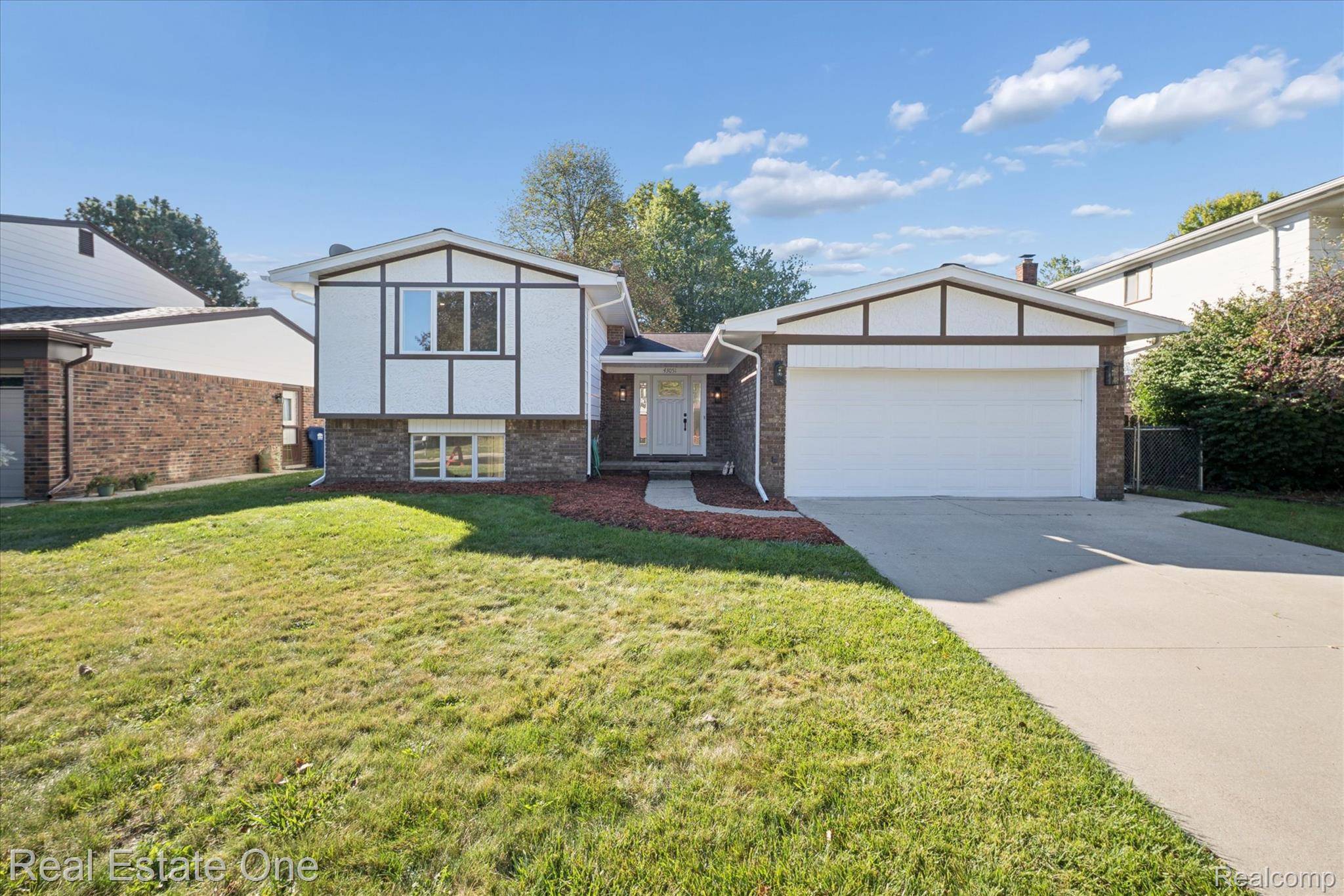 Canton, MI 48187,43051 Fernwood Street