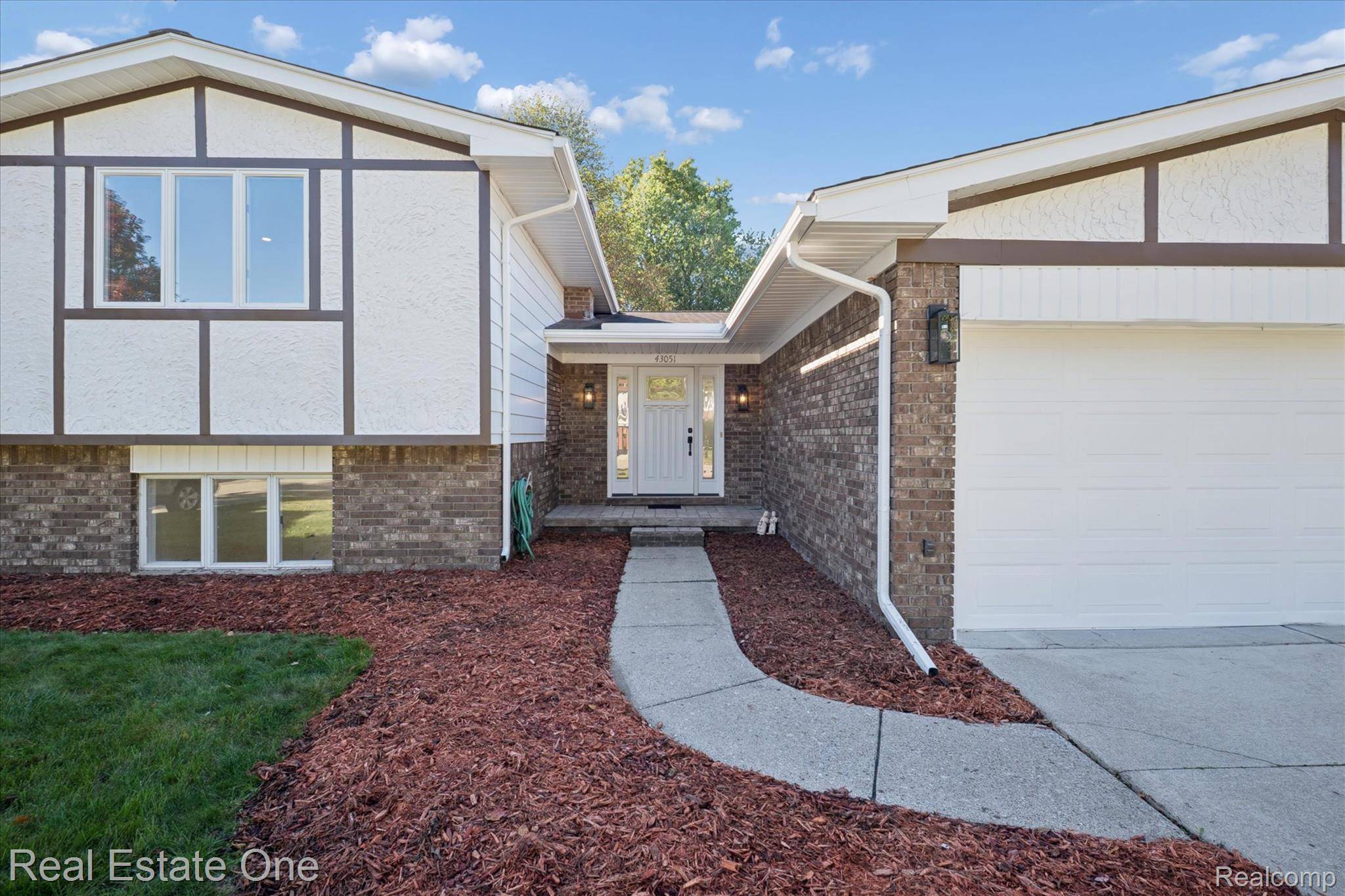 Canton, MI 48187,43051 Fernwood Street