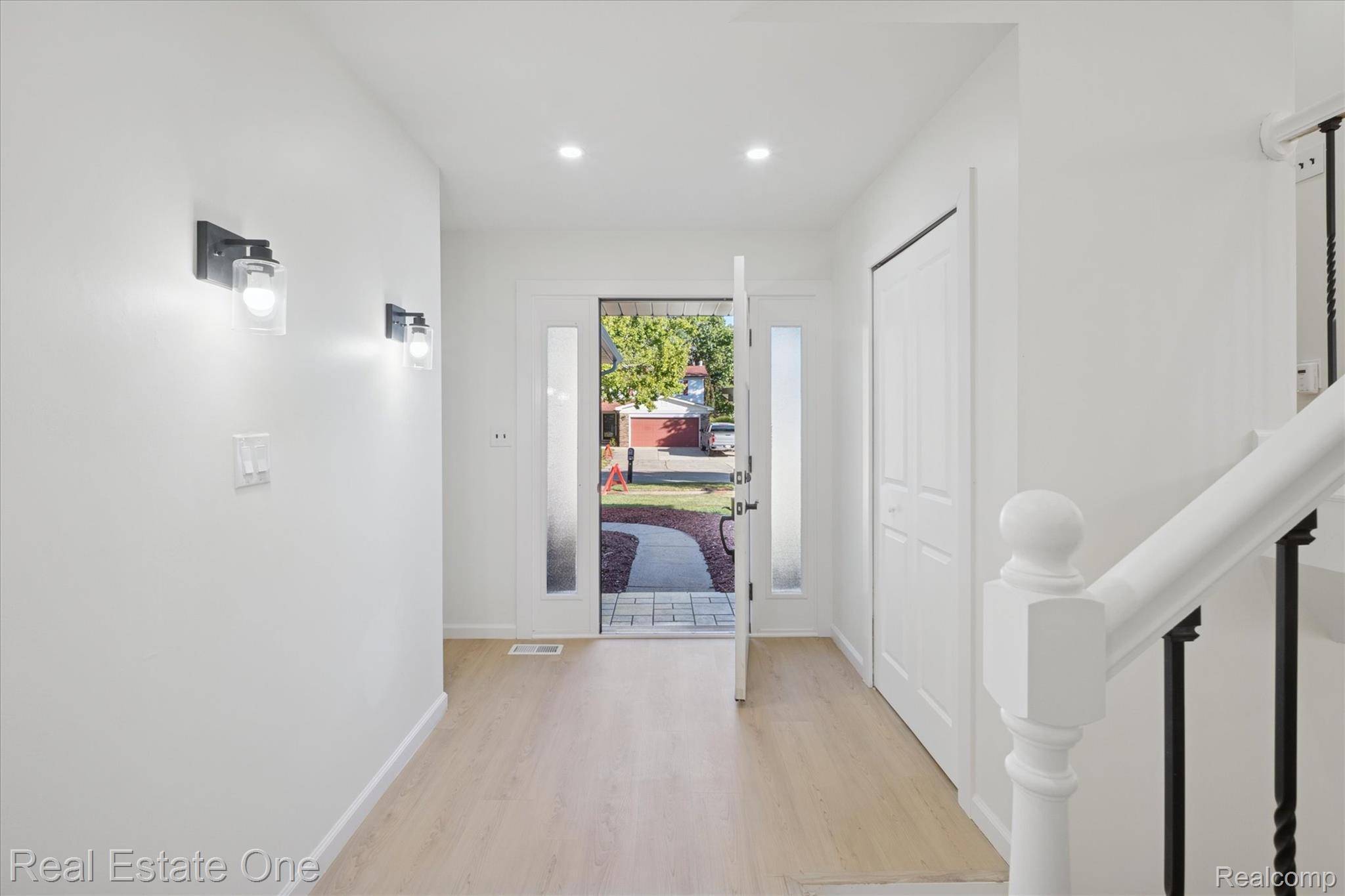 Canton, MI 48187,43051 Fernwood Street