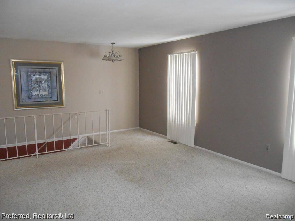 Novi, MI 48375,22812 TALFORD ST