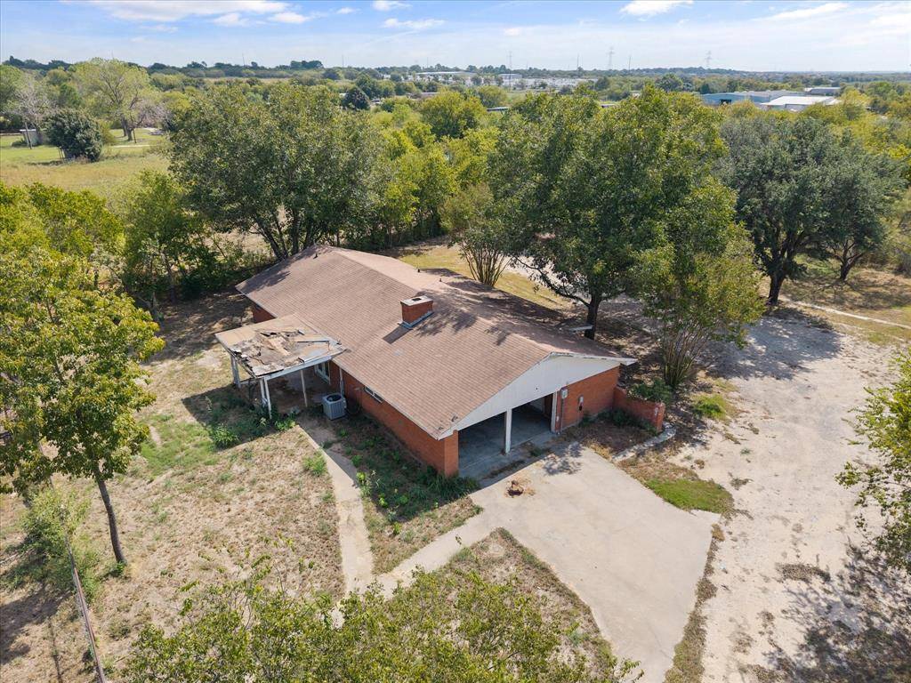 Joshua, TX 76058,324 County Road 904