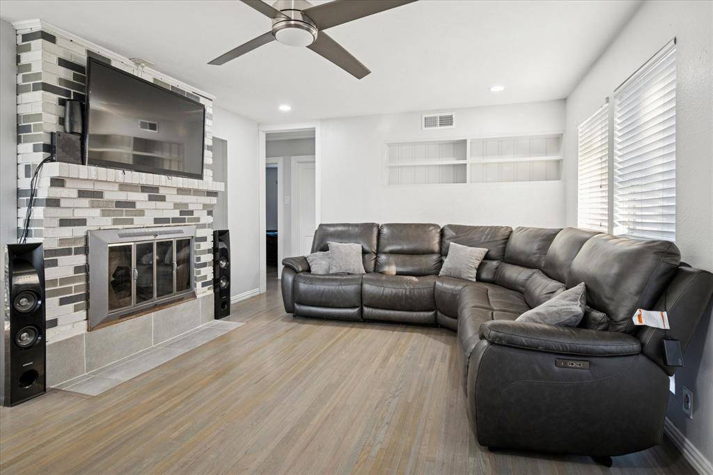 Carrollton, TX 75006,1702 Random Road