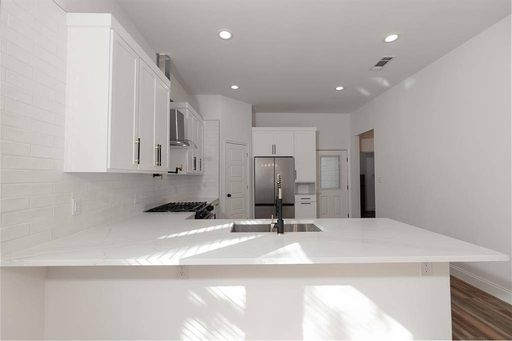 Dallas, TX 75216,2823 Alaska Avenue