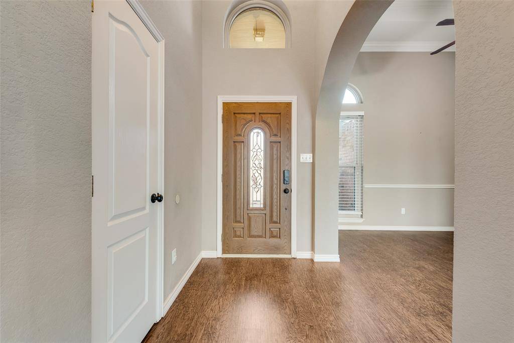 Burleson, TX 76028,405 Arbor Lawn Drive