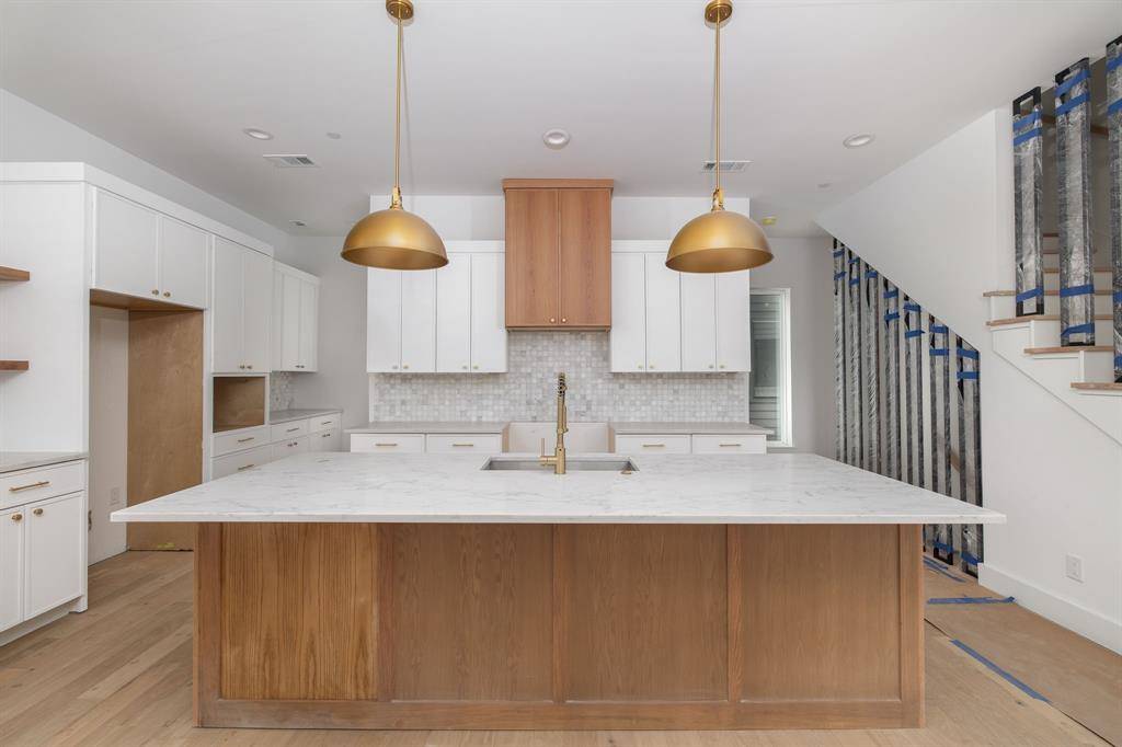 Dallas, TX 75219,4303 Cedar Springs Road #A3