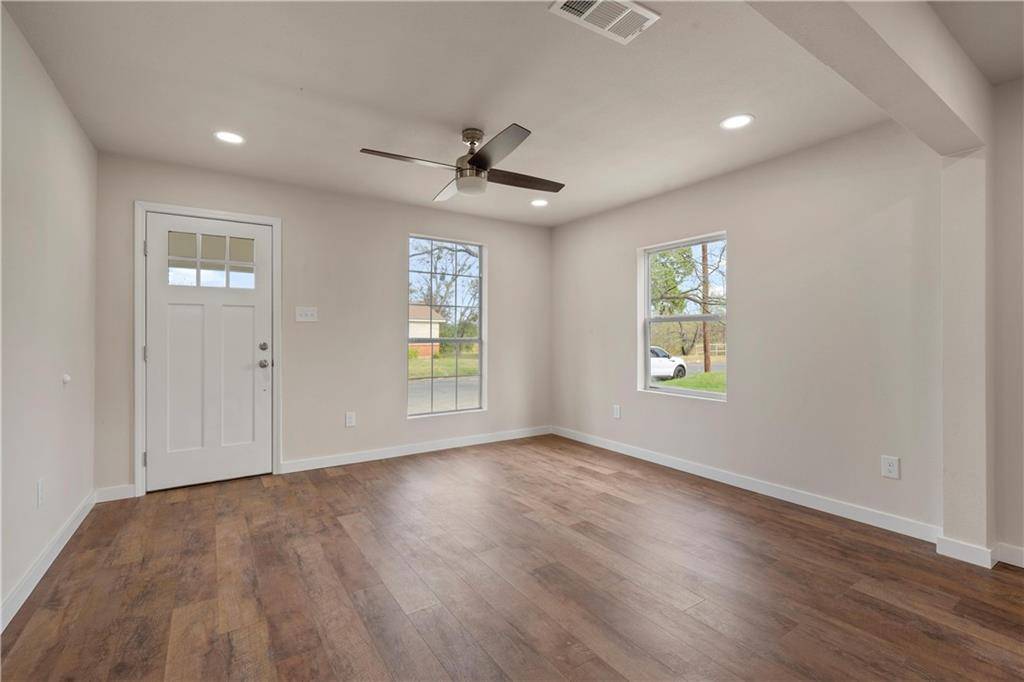 Waco, TX 76706,904 Gurley Lane