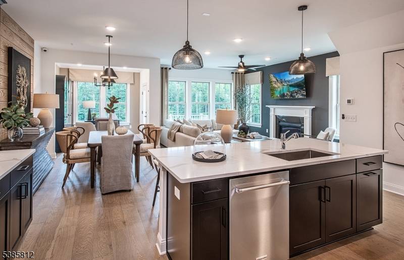 Denville Twp., NJ 07834,45 Wadsworth Dr #7