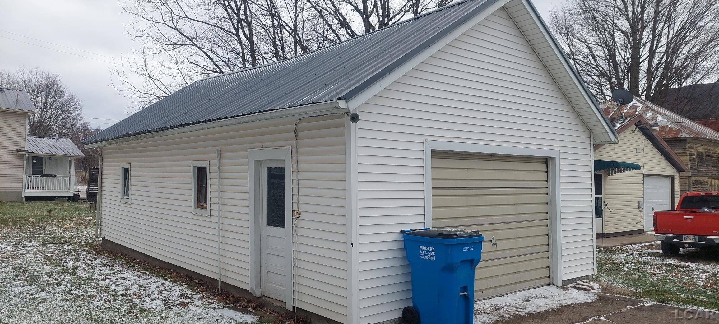 Reading, MI 49274,123 N MAIN ST