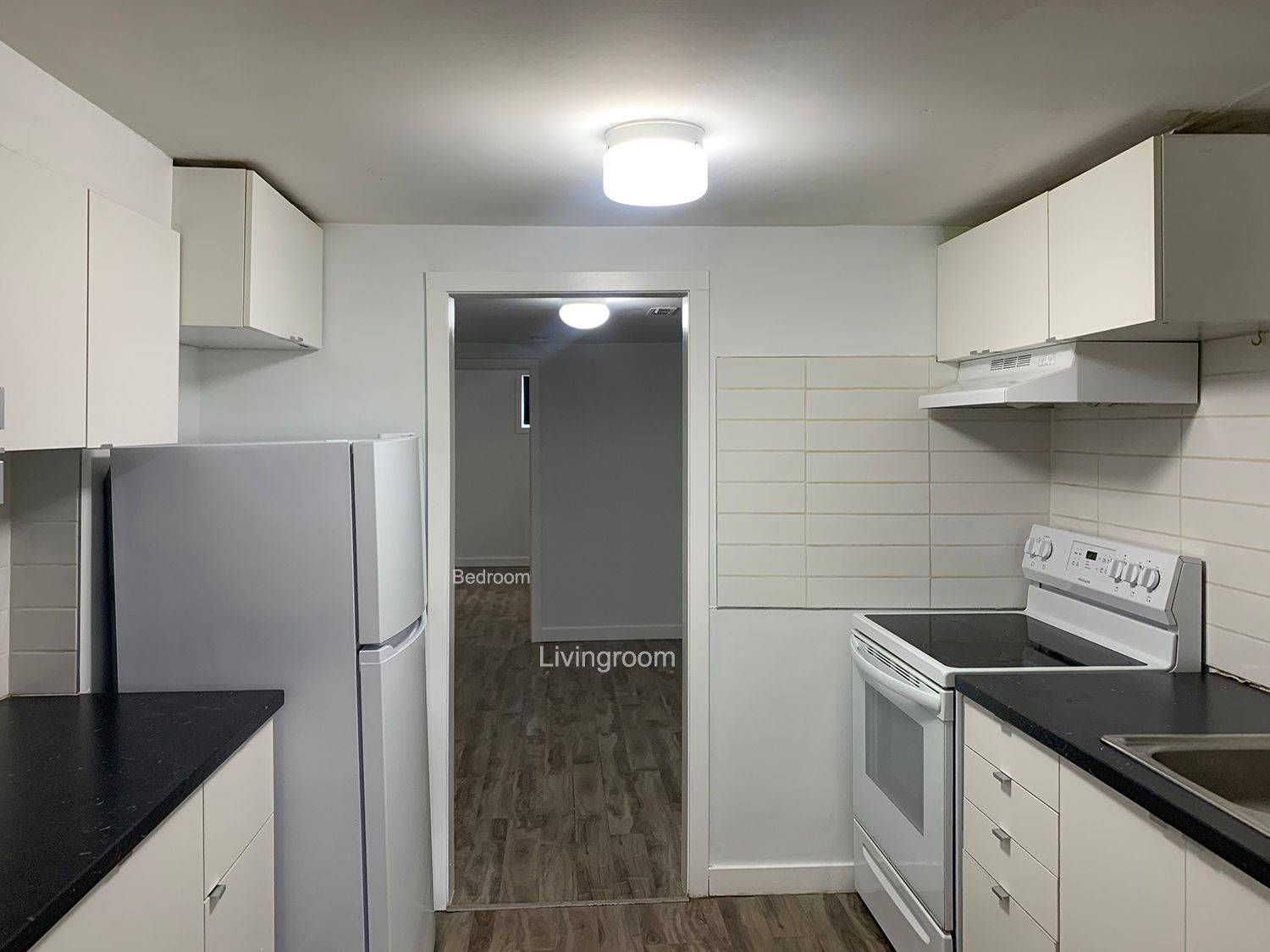 Toronto E04, ON M1P 2W4,792 Ellesmere RD #Lower #1