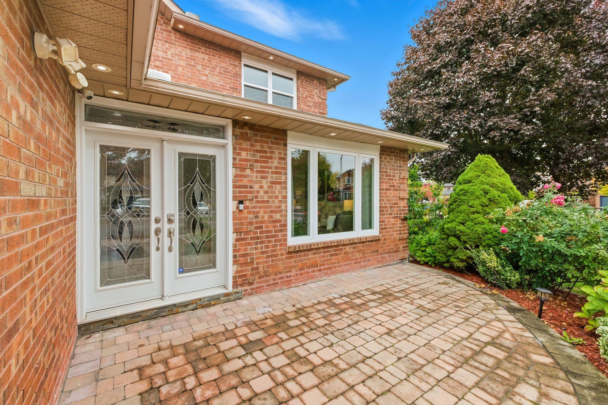 Ajax, ON L1S 7B7,86 Rollo DR