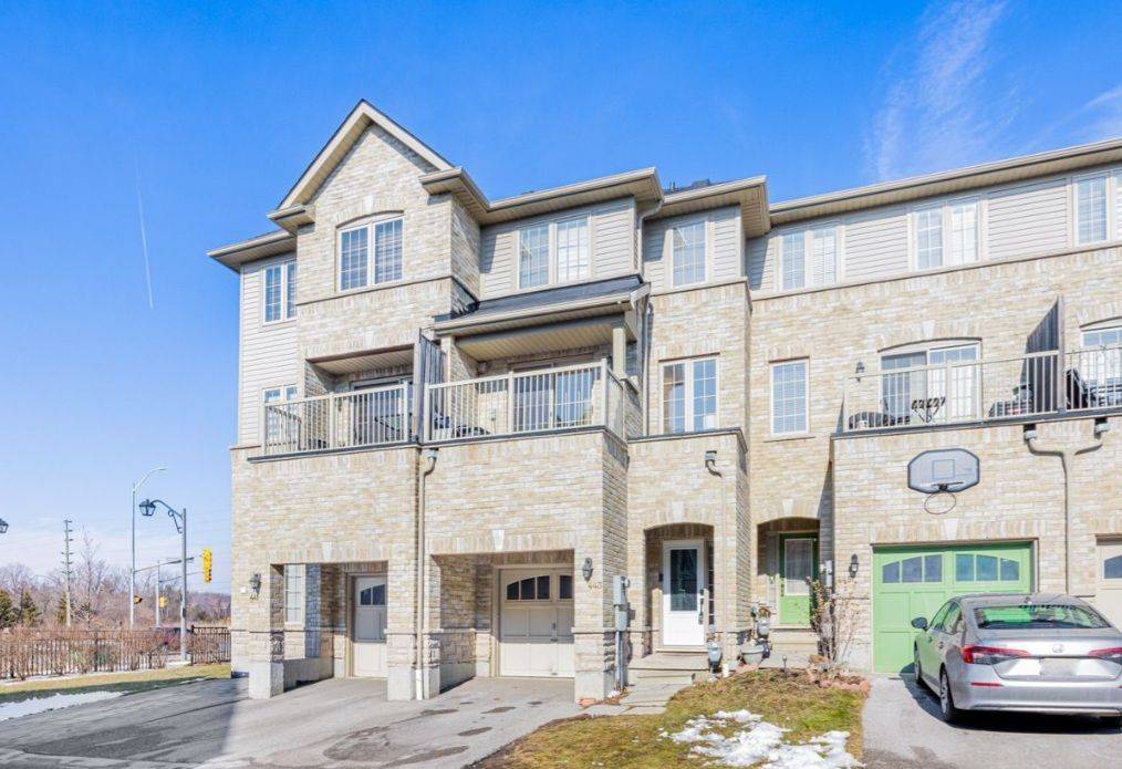 Ajax, ON L1Z 0K8,443 Rossland RD E