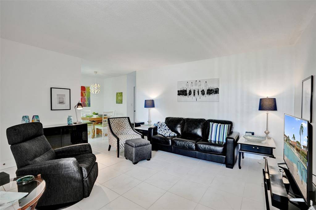 Miami, FL 33162,17001 NE 13th Ave #104