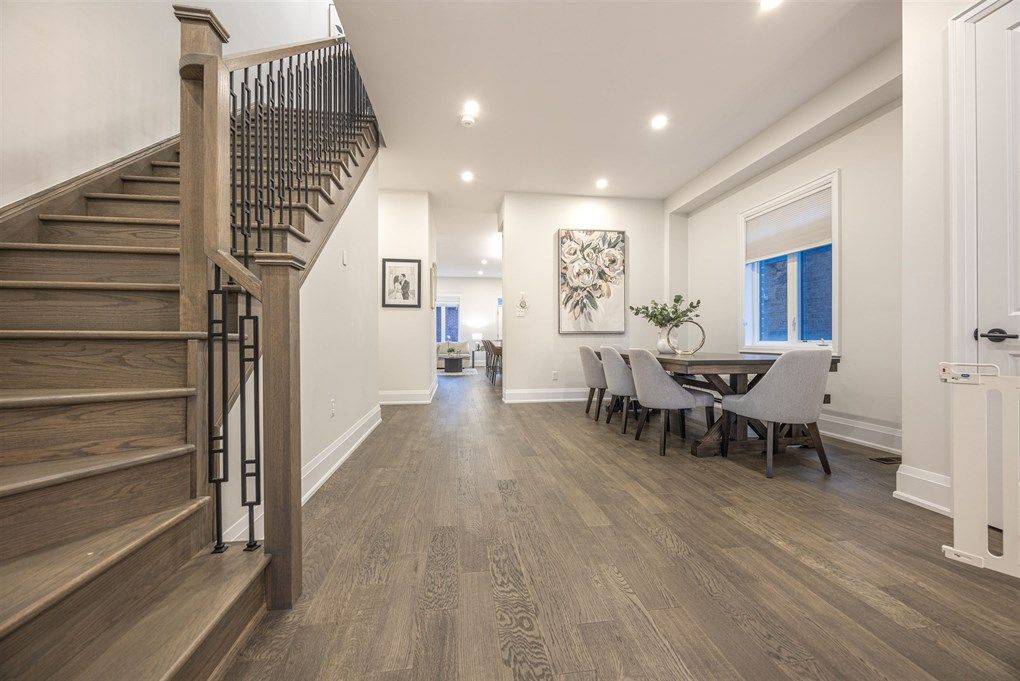 Vaughan, ON L4H 4S5,5 Velia CT