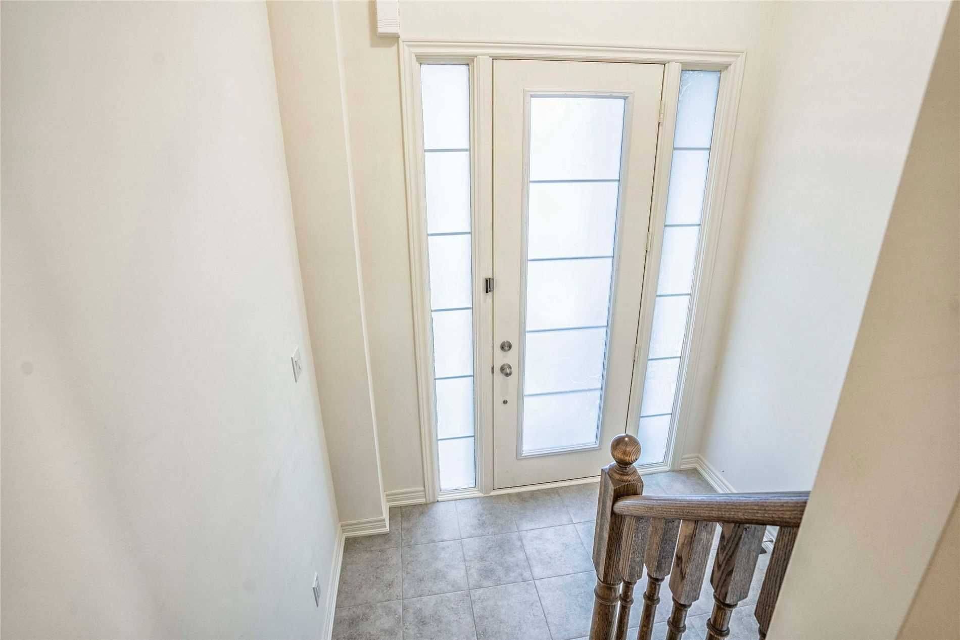 Richmond Hill, ON L4C 5G9,9432 Bayview AVE