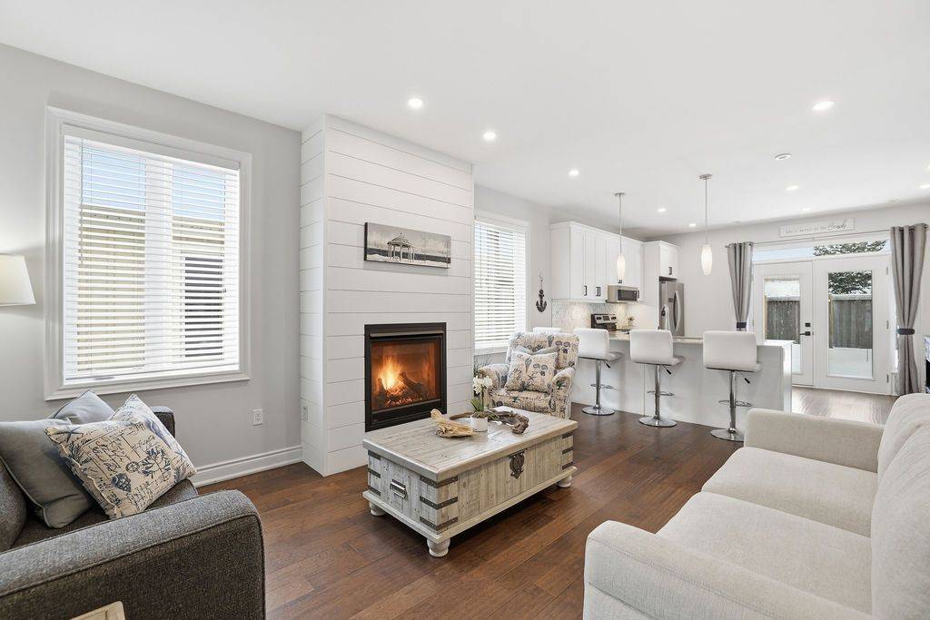 Wasaga Beach, ON L9Z 0G5,95 Wally DR