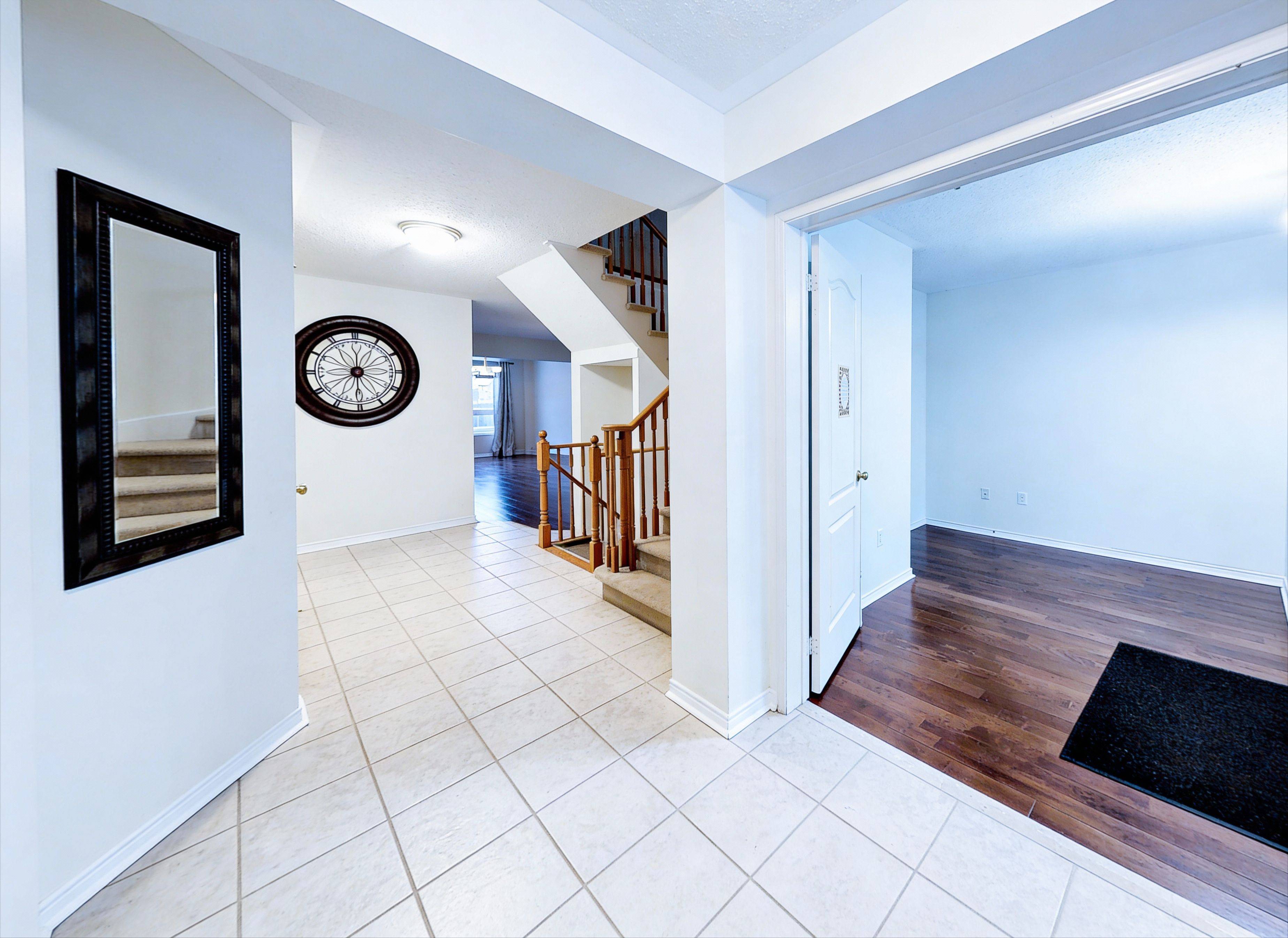 Milton, ON L9T 6G7,539 Hartley BLVD