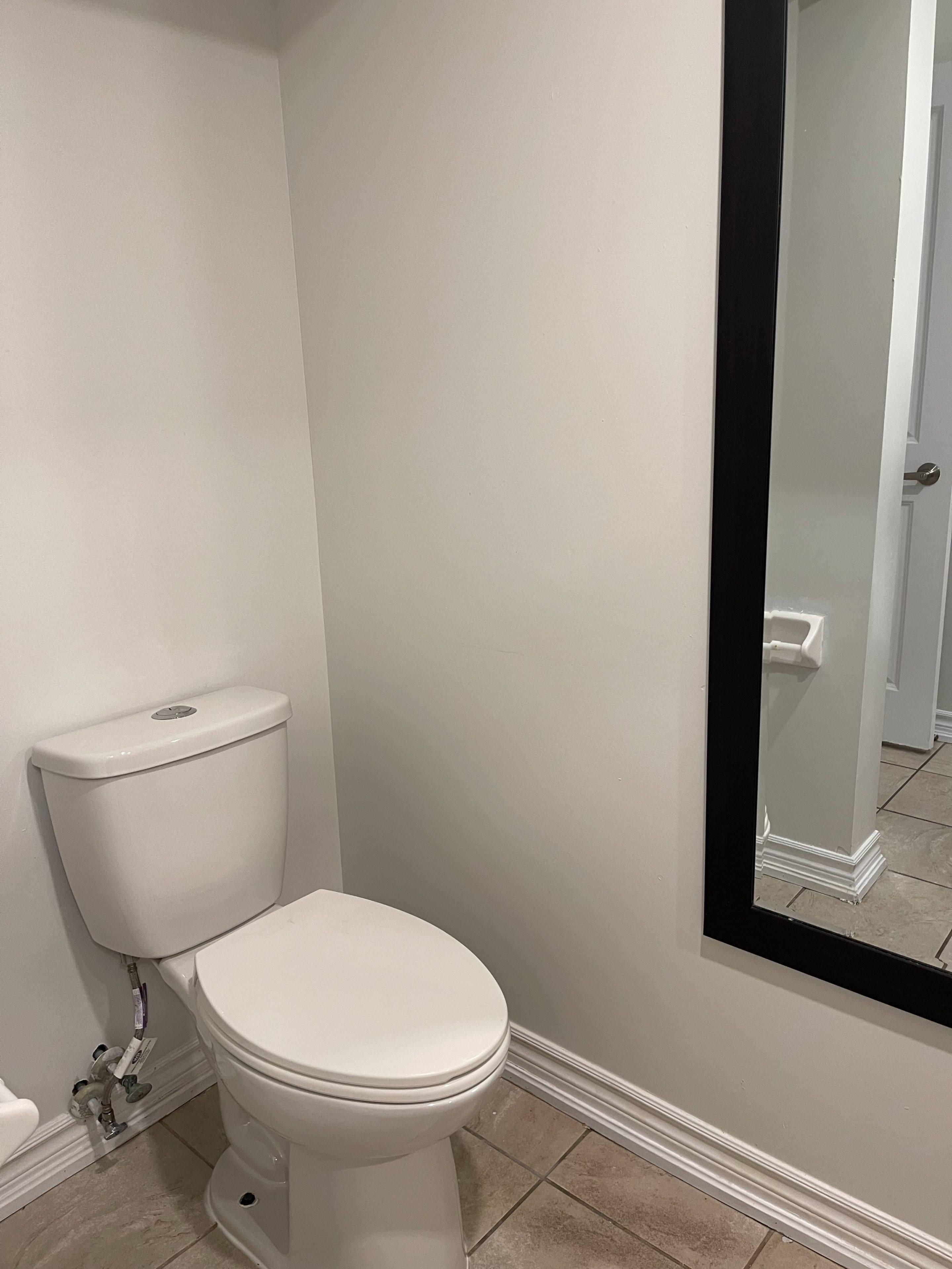 Milton, ON L9E 1J1,1487 Chretien ST E #Basement