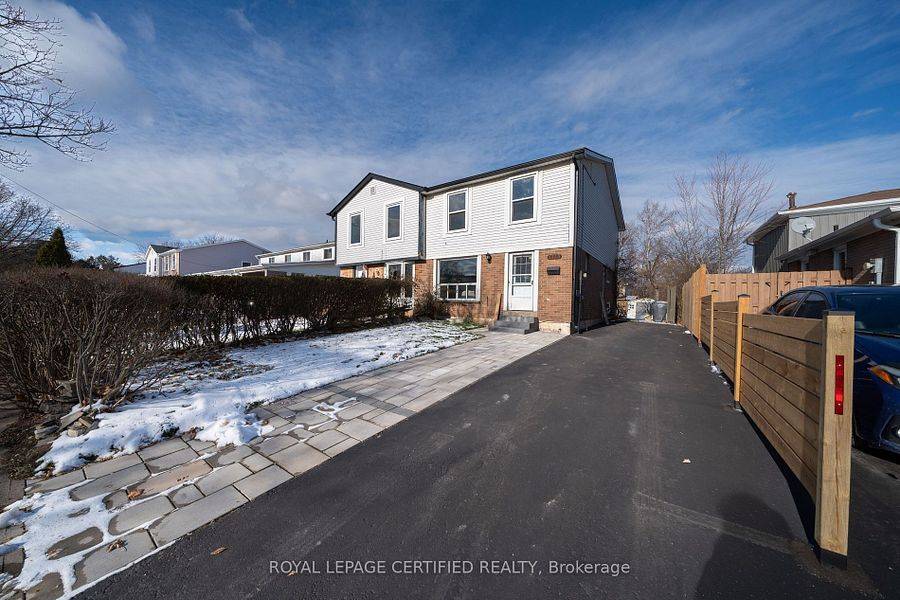 Mississauga, ON L5L 1H3,3333 Mainsail CRES