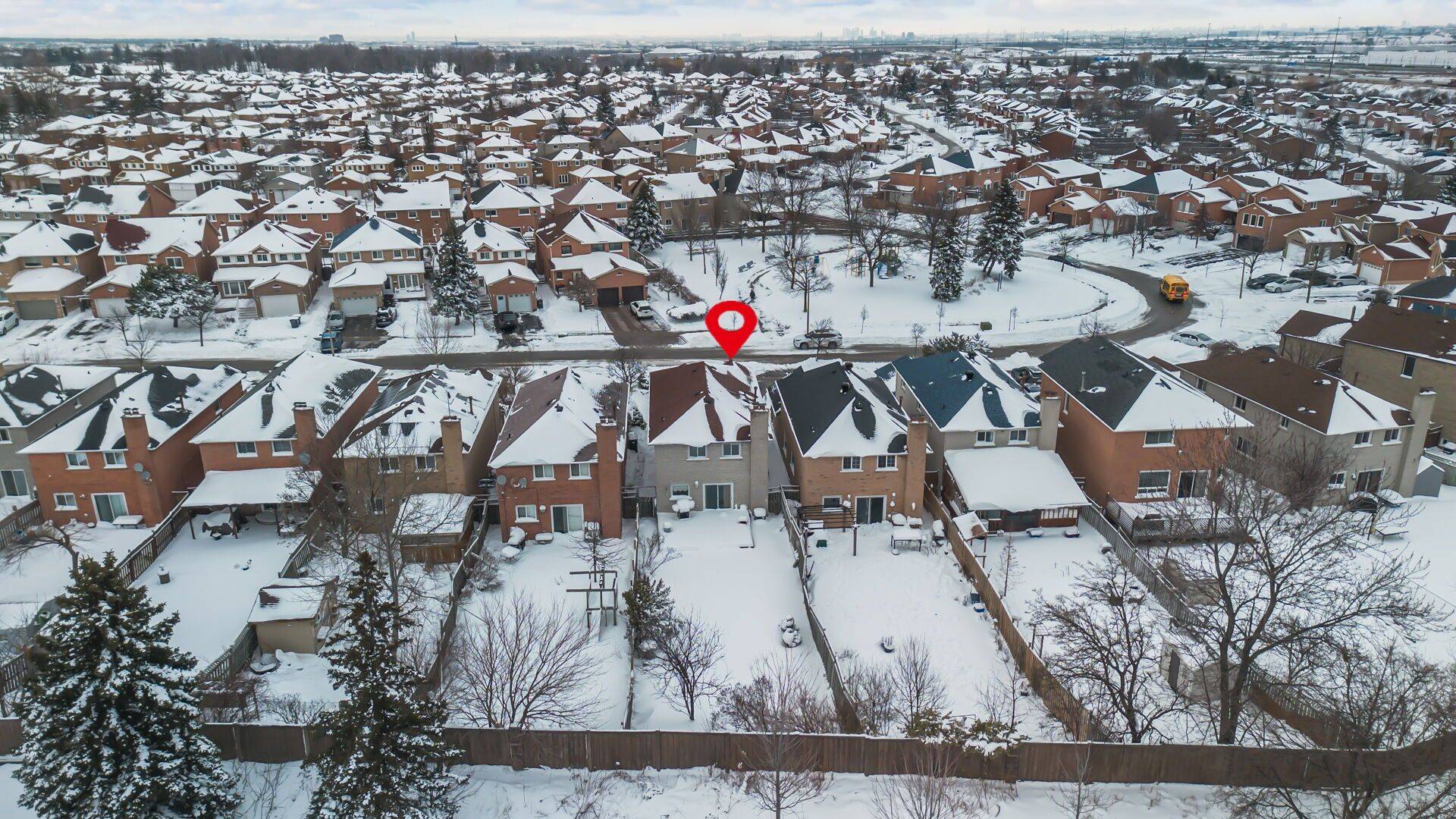 Brampton, ON L6W 4E7,36 Merganser CRES