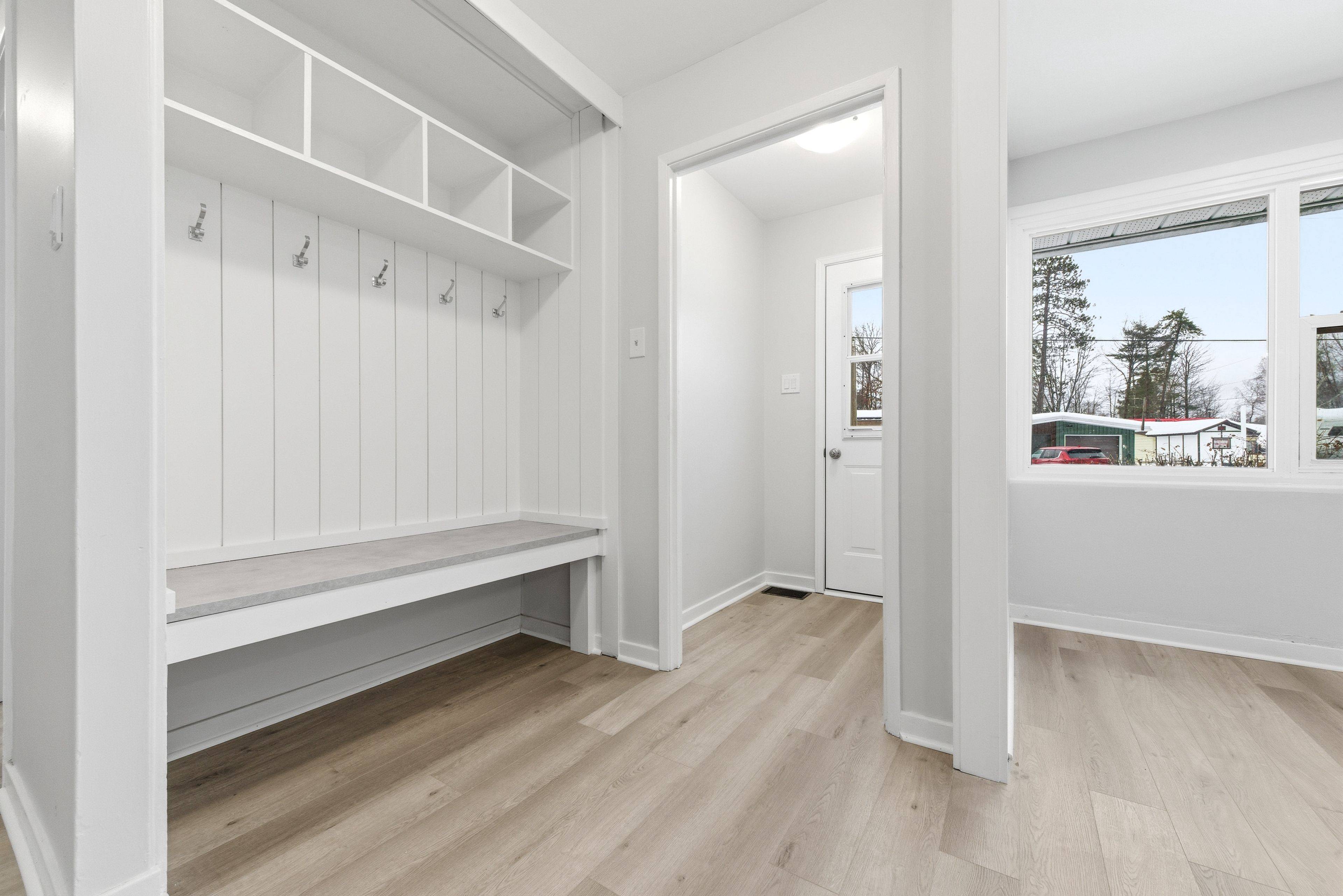 Deep River, ON K0J 1P0,88 Glendale AVE