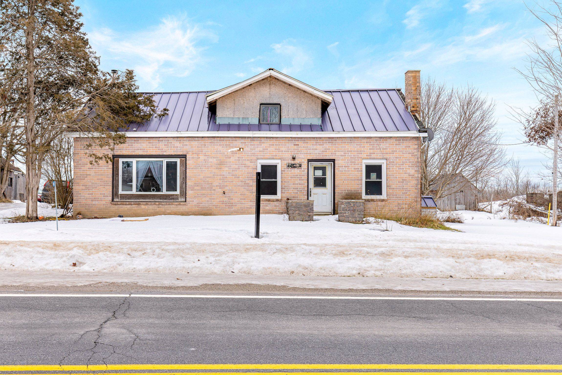 Front Of Yonge, ON K0E 1R0,1447 County 2 RD