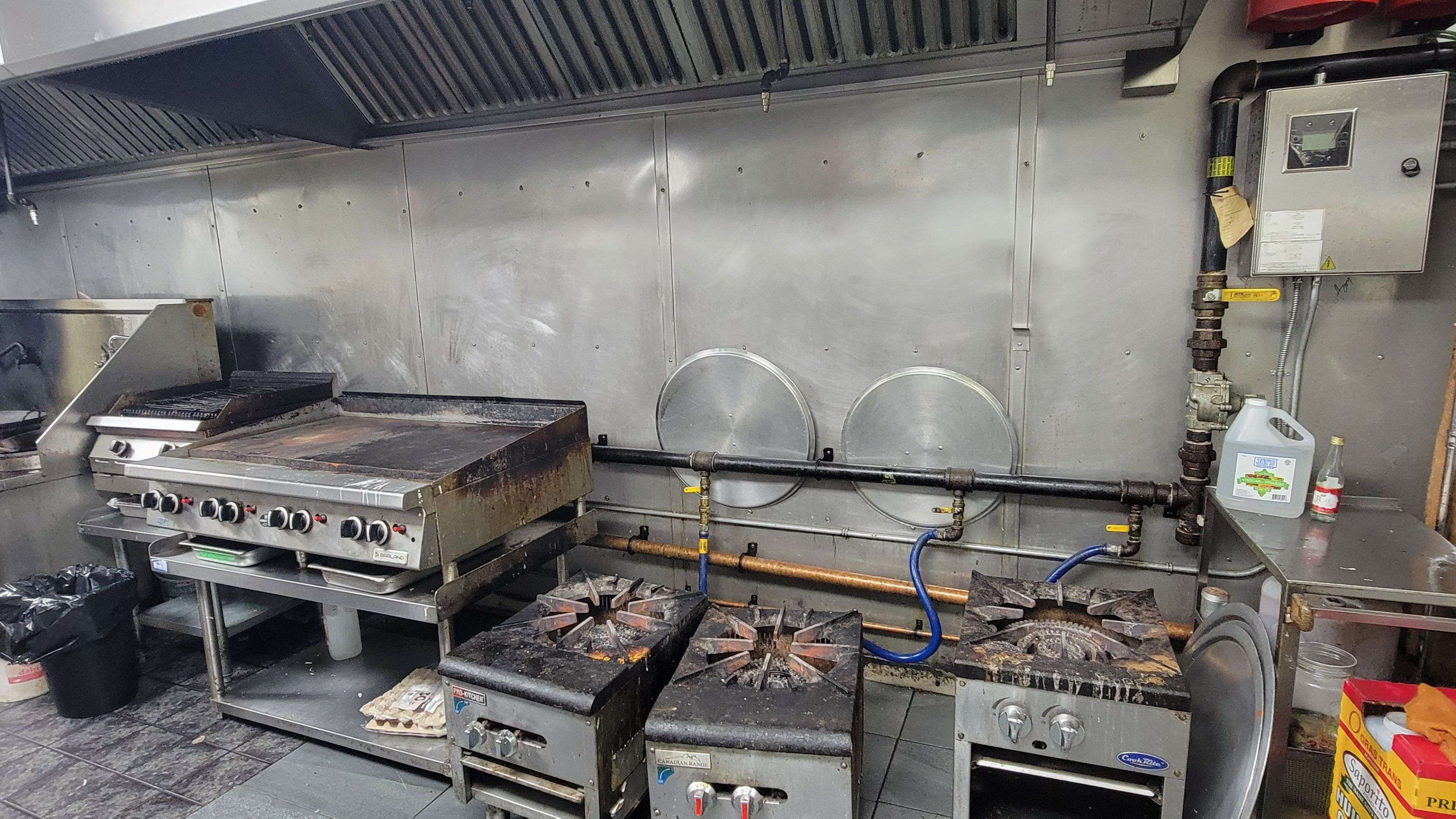 London East, ON N5Y 3K7,1016 Oxford ST E