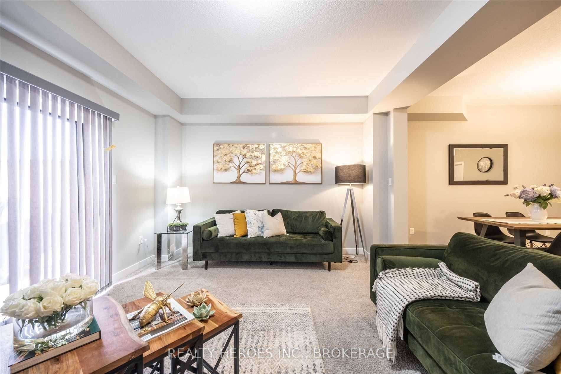 Kitchener, ON N2R 0P2,915 Robert Ferrie DR