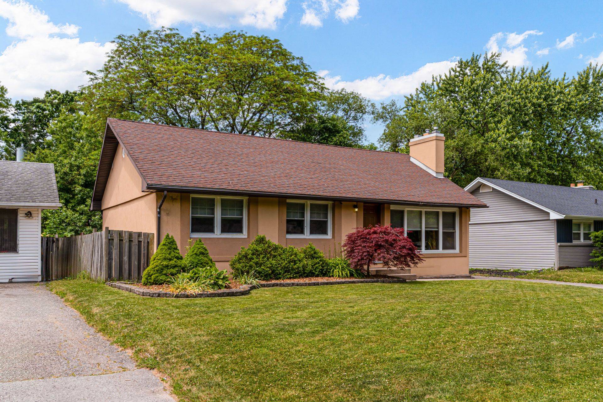 St. Catharines, ON L2T 3G1,14 Caroline ST