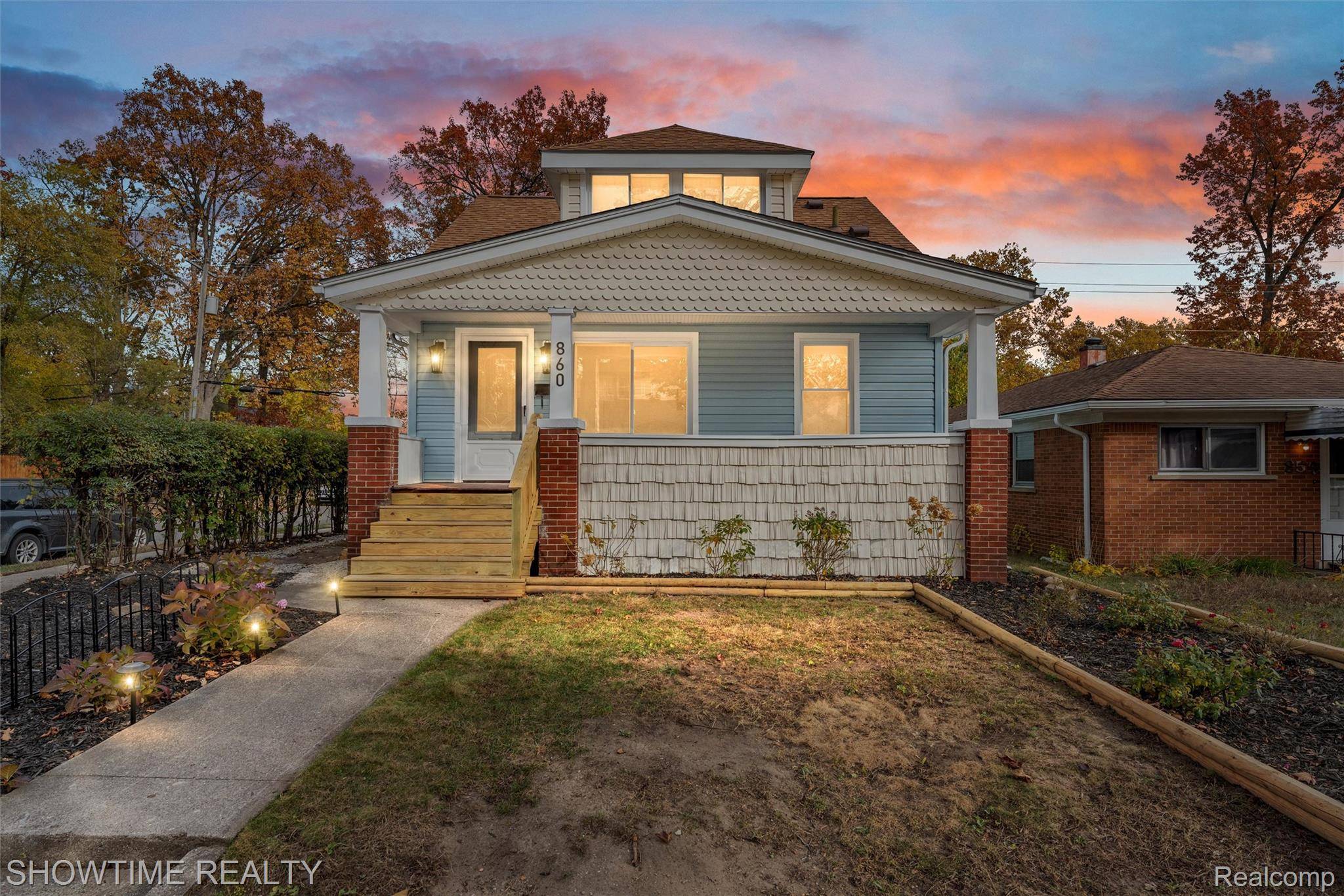 Ferndale, MI 48220,860 Gardendale ST