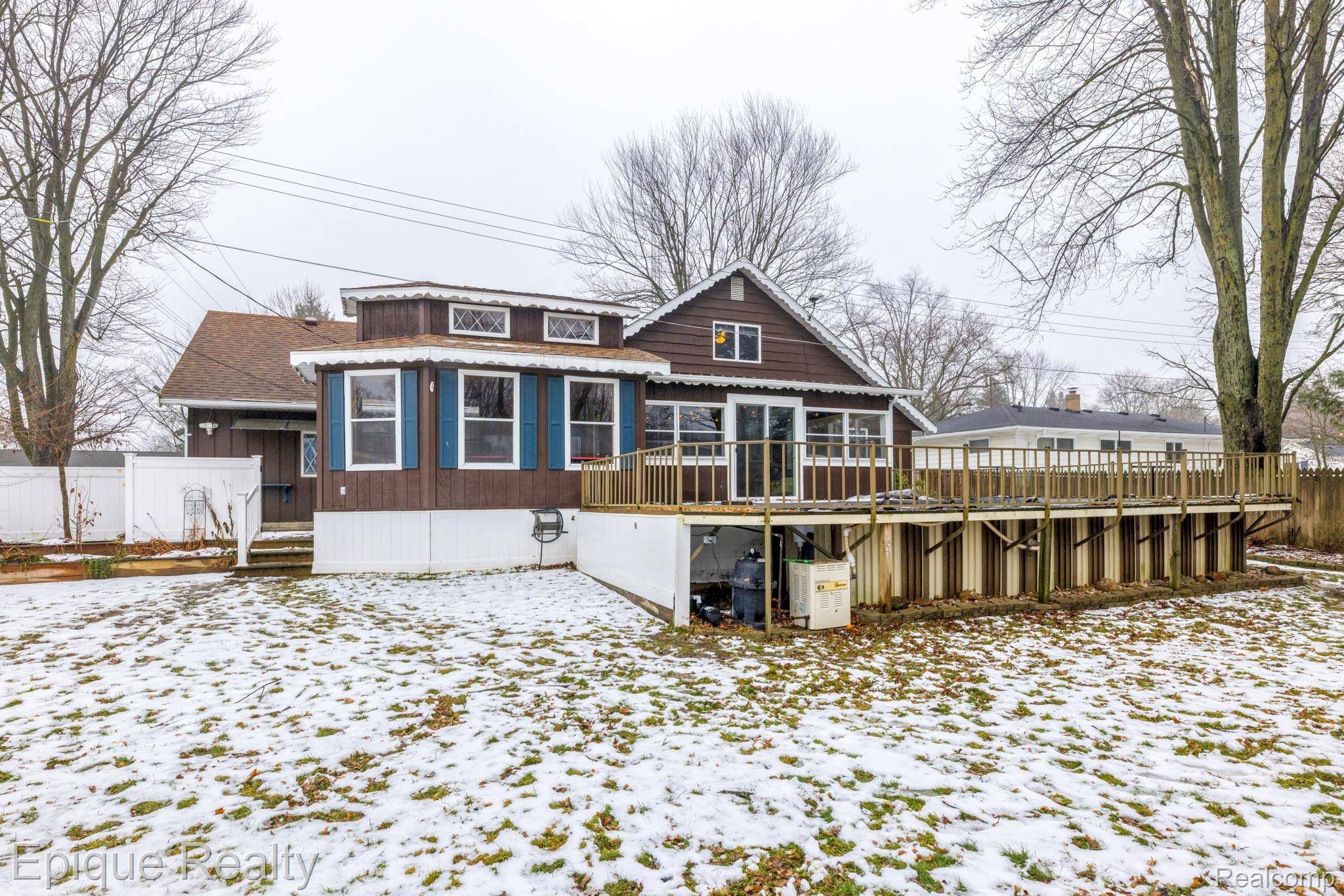 Sandusky, MI 48471,220 Worth ST