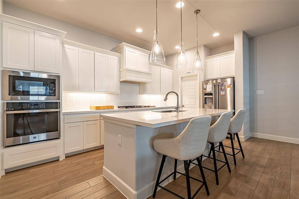 Fort Worth, TX 76008,2113 Winding Creek Circle