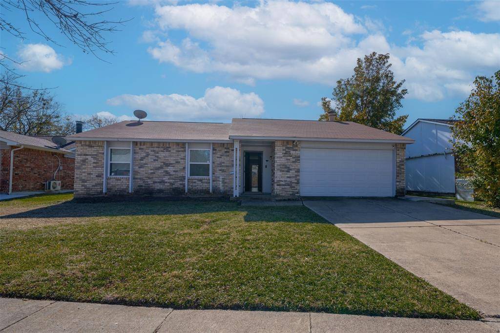 Grand Prairie, TX 75052,1117 Llano Trail