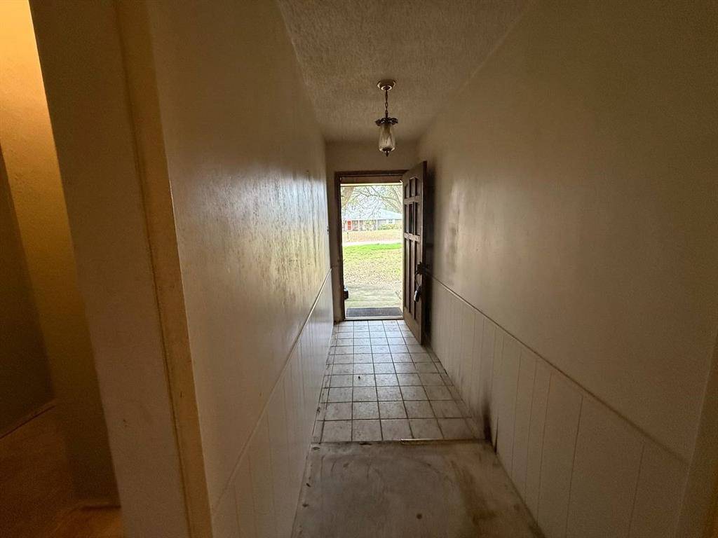 Omaha, TX 75571,204 Joyner Street