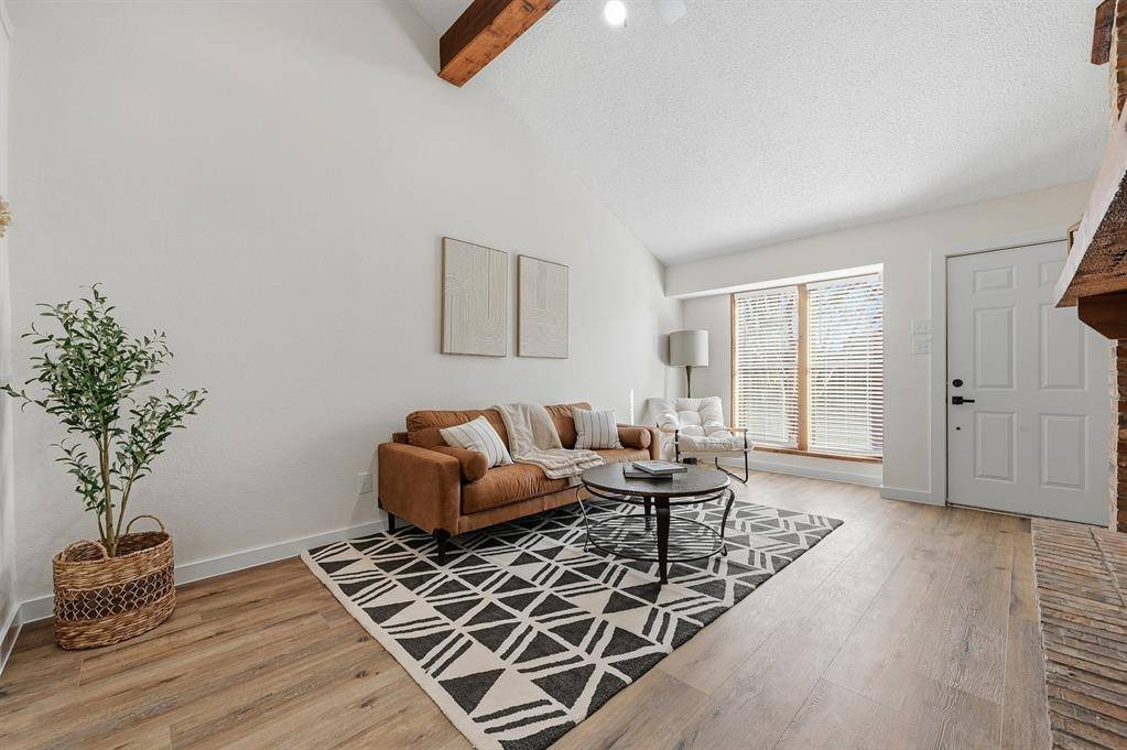 Bedford, TX 76021,2527 Shady Ridge Drive