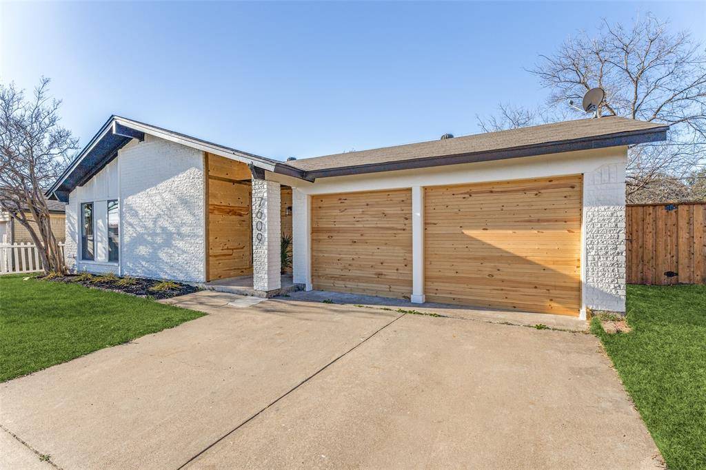 Watauga, TX 76148,7609 Walnuthill Court