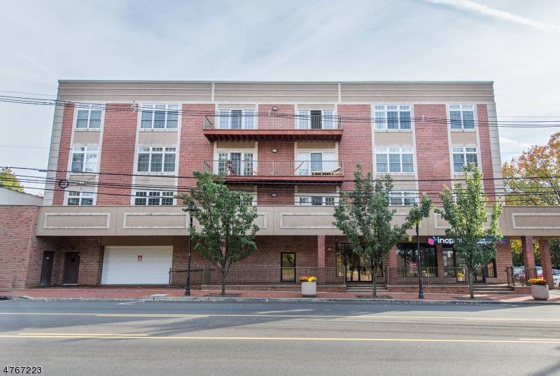 Maplewood Twp., NJ 07040,1677 Springfield Ave #14