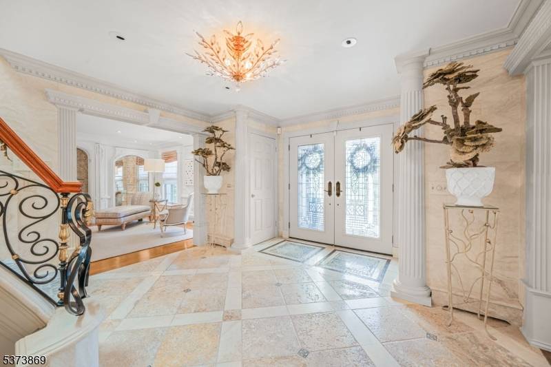 Montville Twp., NJ 07045,22 Fawn Drive