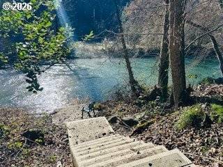 Oakridge, OR 97463,76248 Garden RD