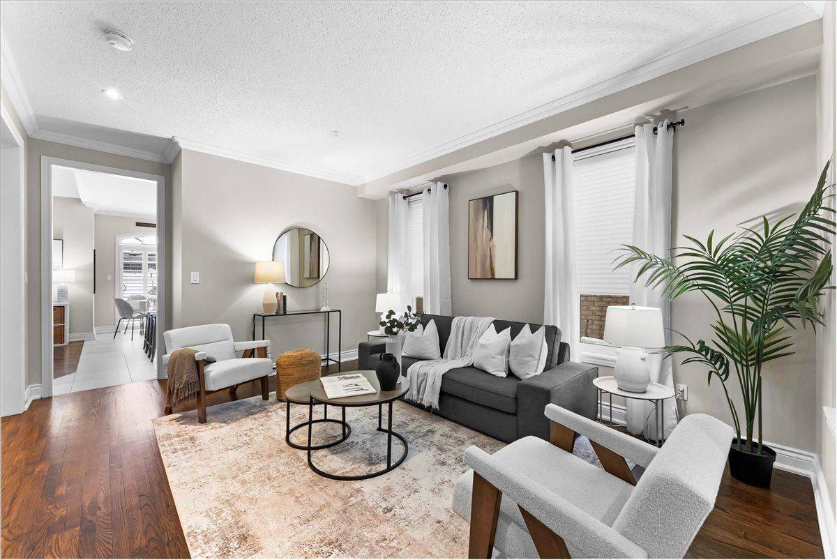 Whitby, ON L1M 2M3,7 Princeton CT