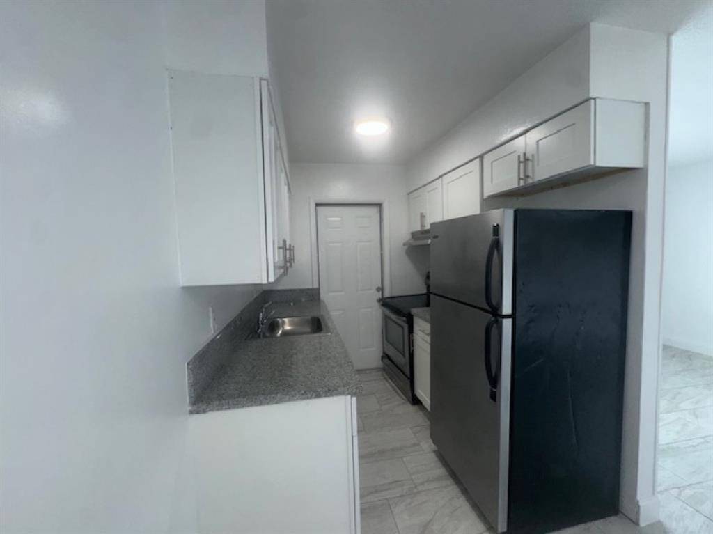 Pompano Beach, FL 33064,1751 NE 31st St #23