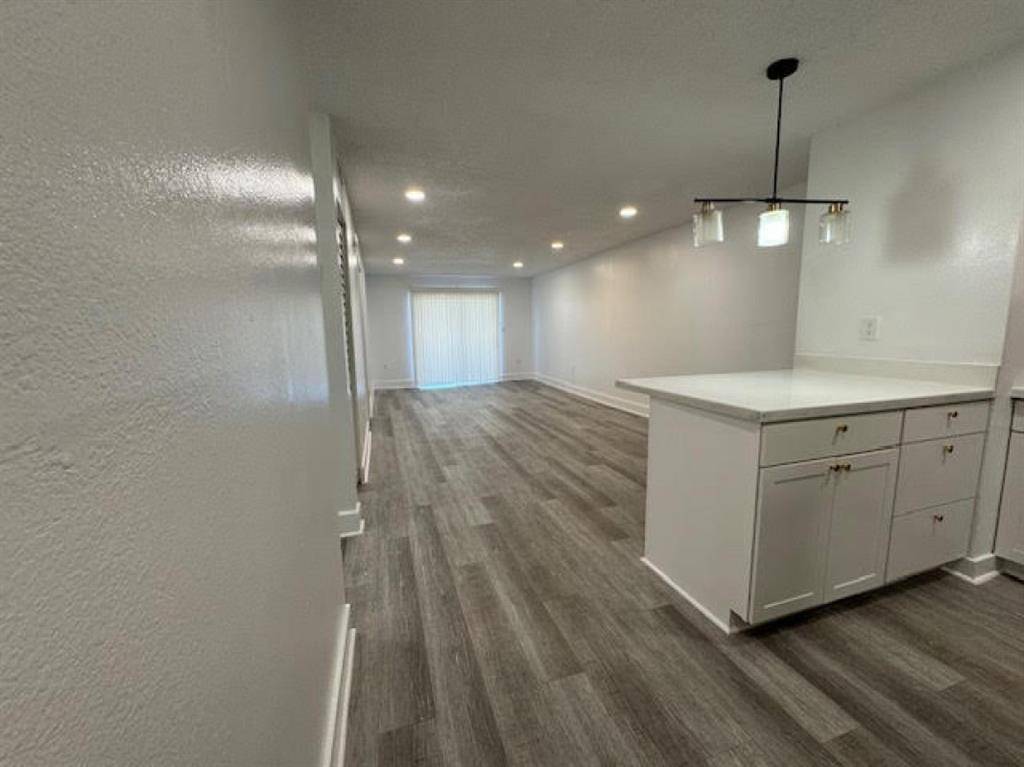 Hollywood, FL 33023,5525 SW 41st St #306