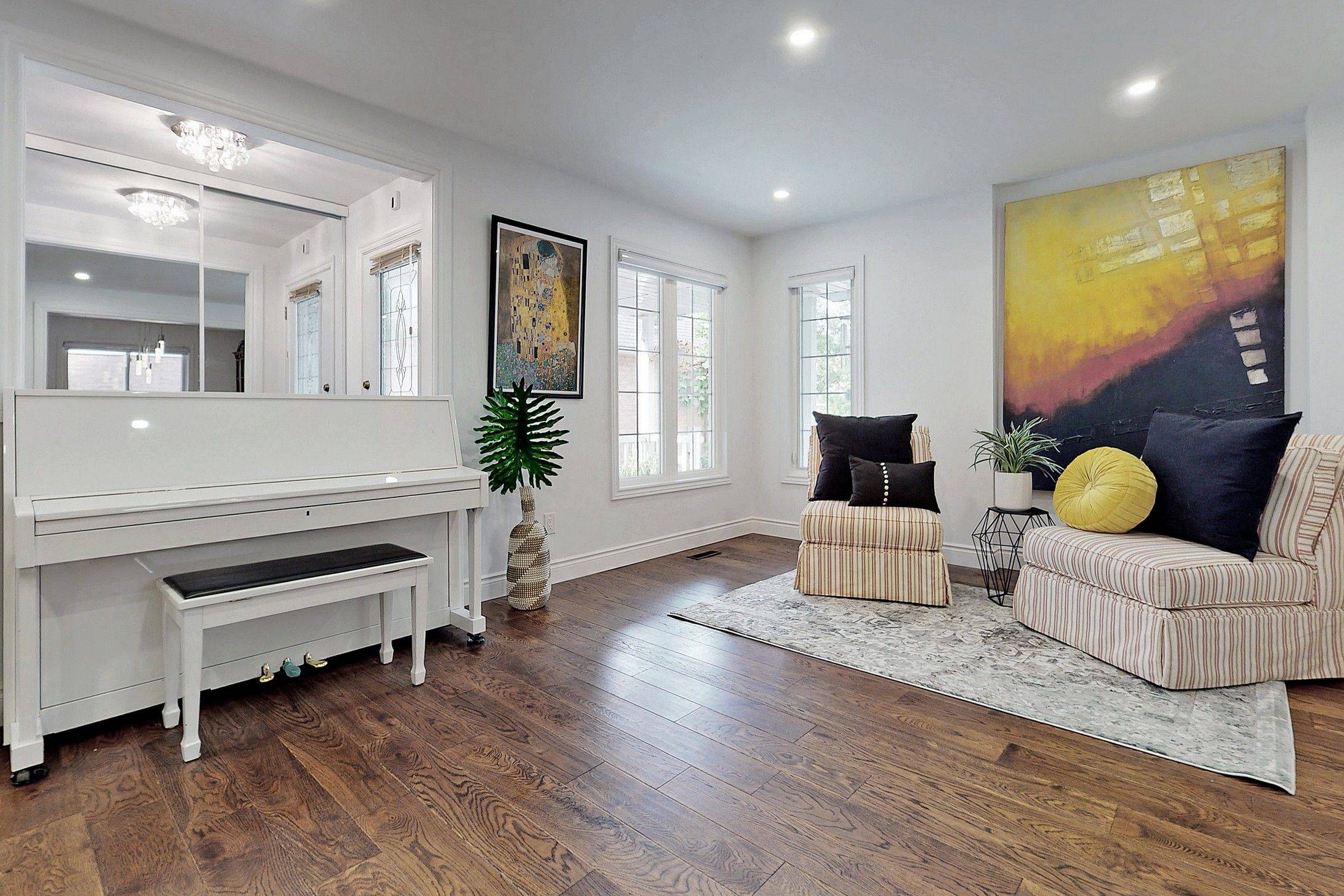 Barrie, ON L4M 6G1,103 Cardinal ST