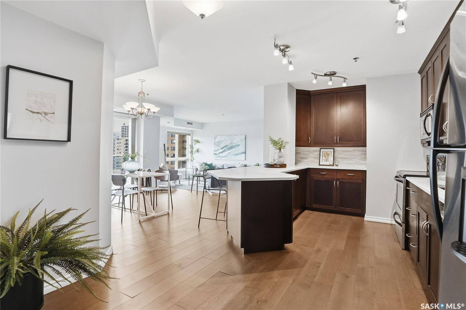 Saskatoon, SK S7K 0G8,902 Spadina CRESCENT E #702