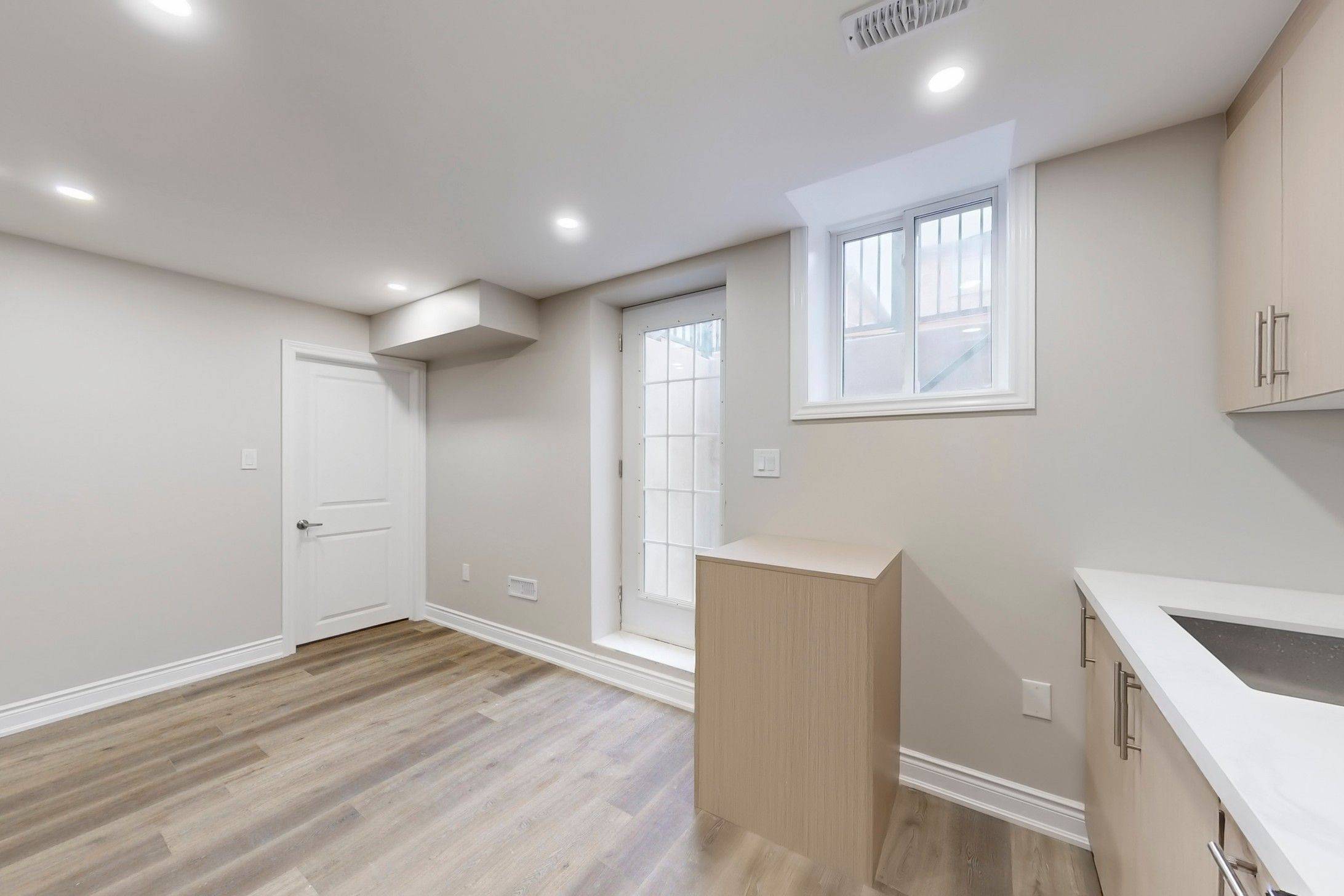 Milton, ON L9T 6Z6,328 Dalgleish GDNS #Bsmnt