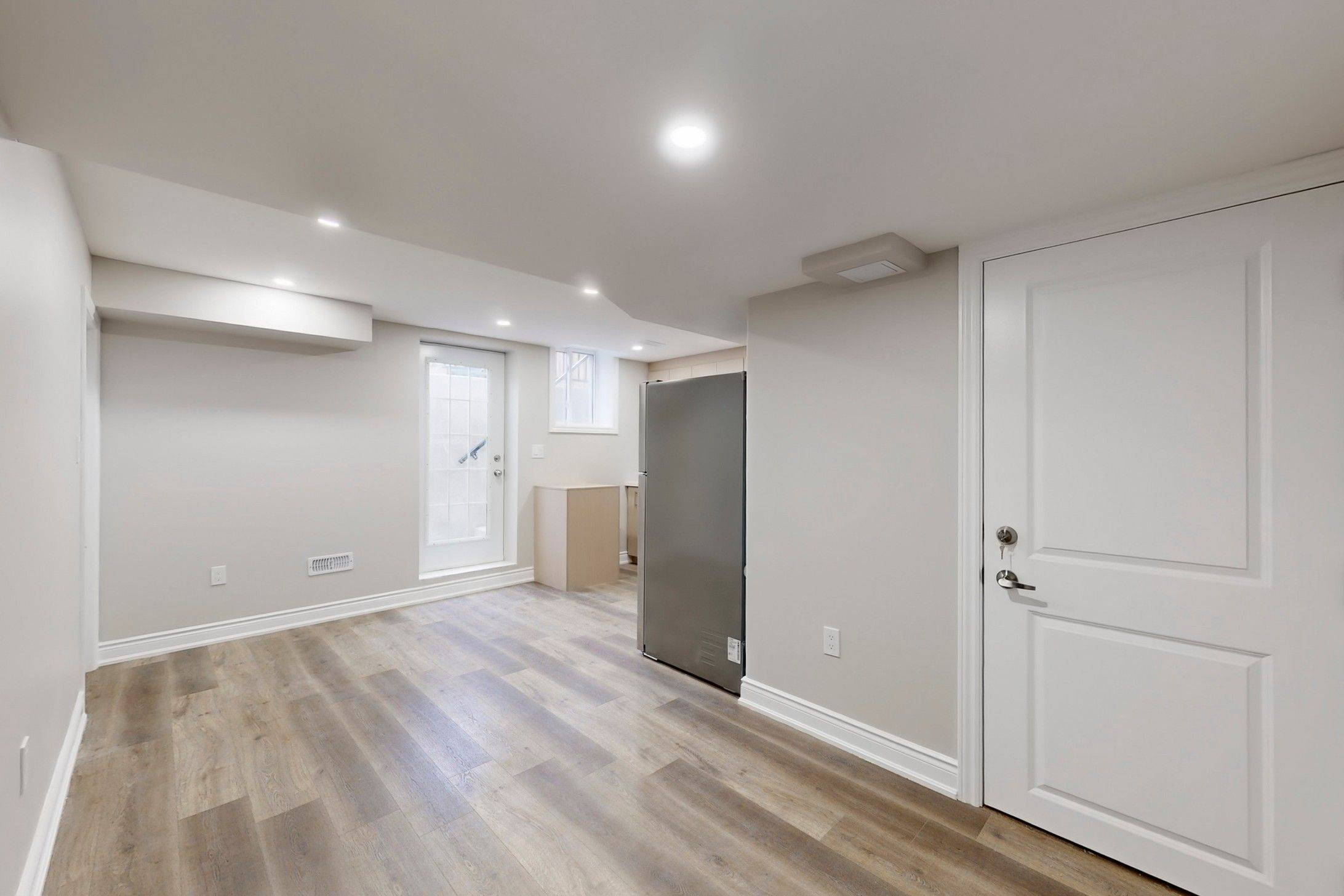 Milton, ON L9T 6Z6,328 Dalgleish GDNS #Bsmnt