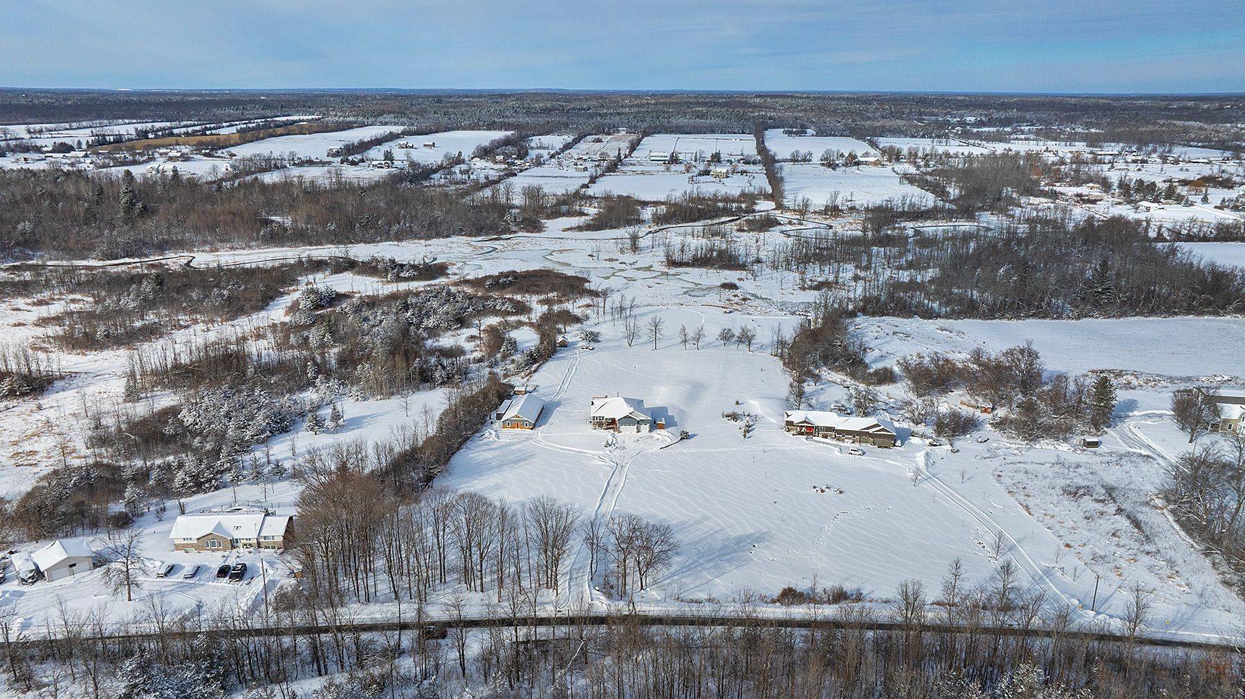 Loyalist, ON K0H 2H0,923 Maple RD