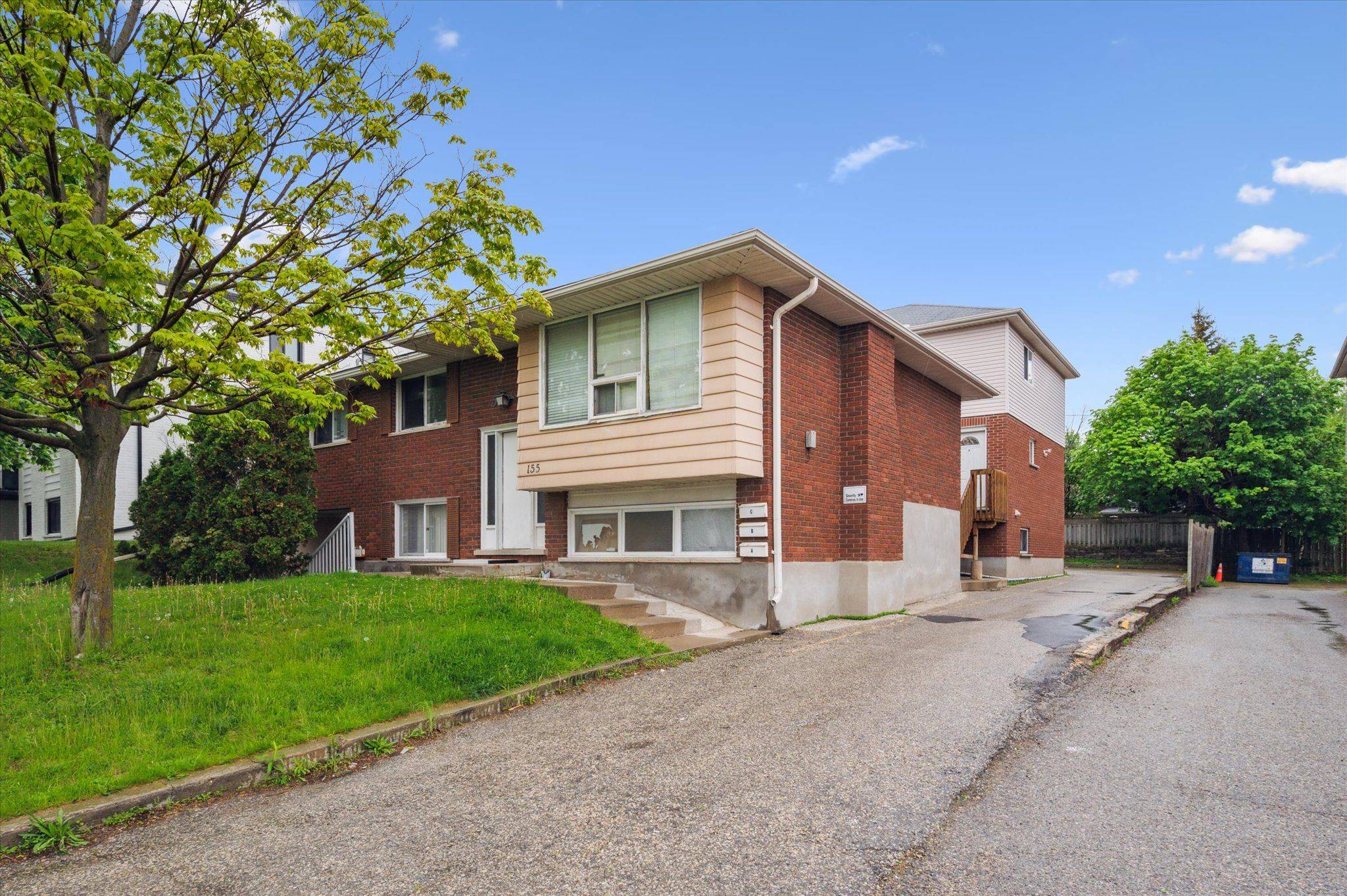 Waterloo, ON N2J 2W4,155 University AVE E